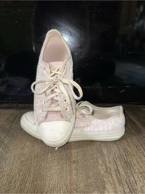 Converse Pink and White Low Tops